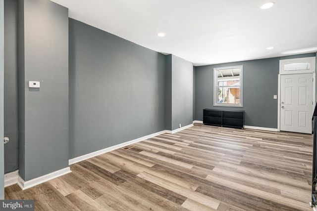 1307 S HANSON ST, Philadelphia, PA 19143