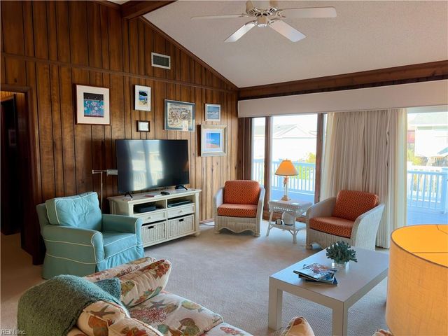 2944 Sandpiper RD, Virginia Beach, VA 23456