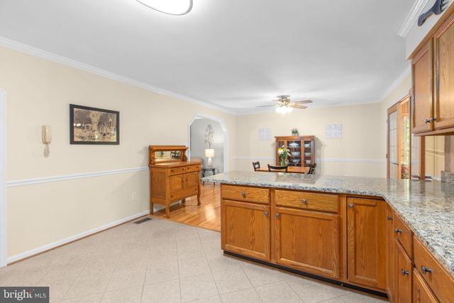 19 CANNON KNOLLS DR, Fredericksburg, VA 22406