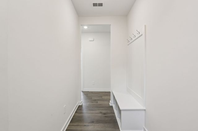 7727 Danswerk Dr, Murfreesboro, TN 37127