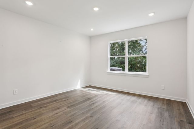 7727 Danswerk Dr, Murfreesboro, TN 37127