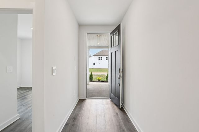 7727 Danswerk Dr, Murfreesboro, TN 37127