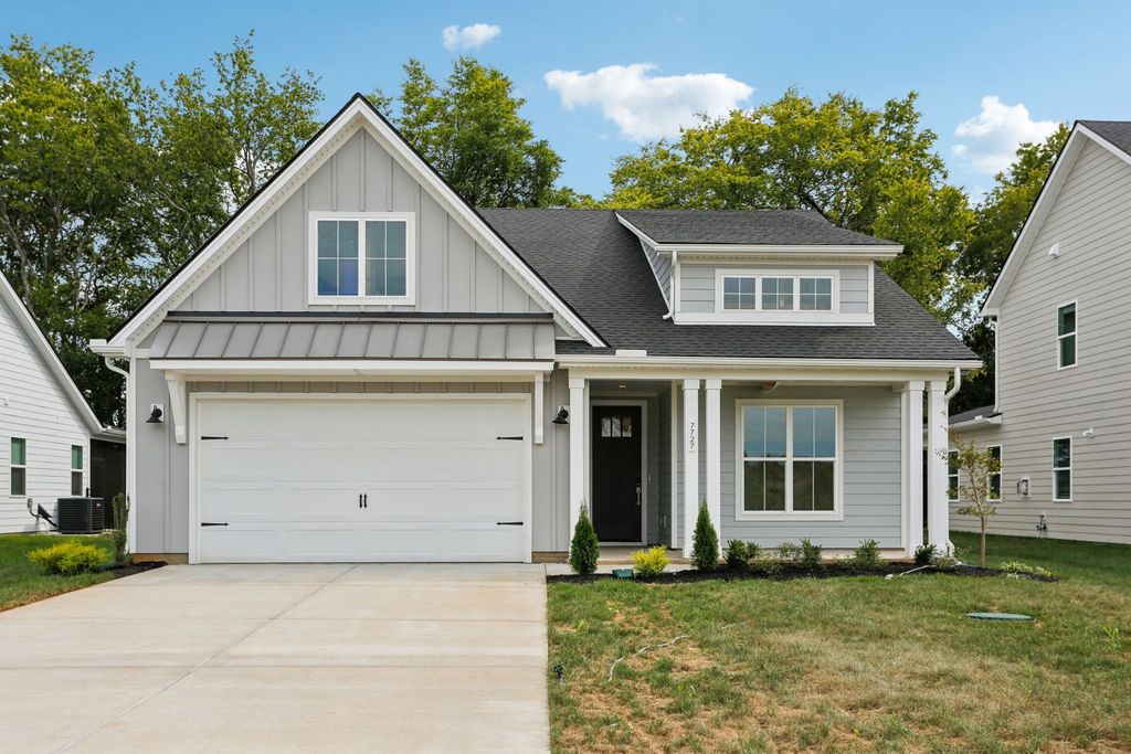7727 Danswerk Dr, Murfreesboro, TN 37127
