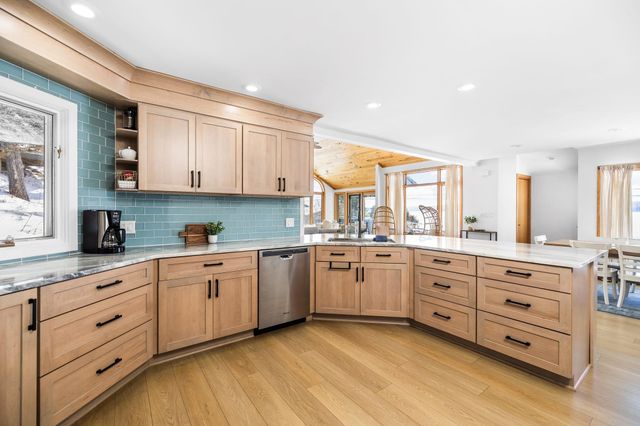 3142 Crystal Drive, Lake Twp, MI 49612