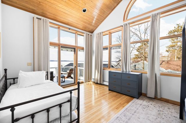 3142 Crystal Drive, Lake Twp, MI 49612