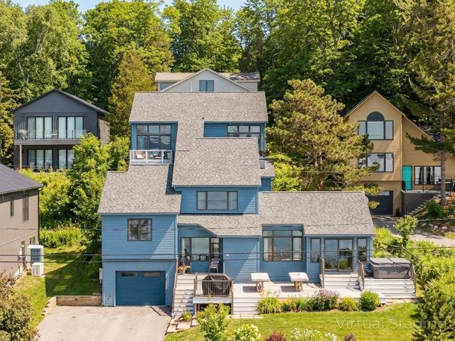 3142 Crystal Drive, Lake Twp, MI 49612