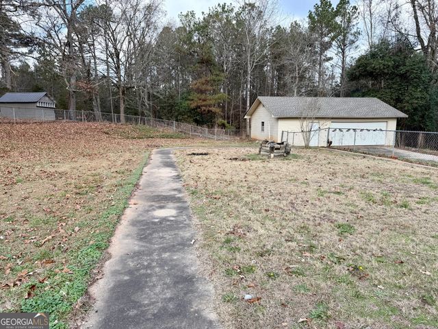 1752 Athens Highway, Elberton, GA 30635