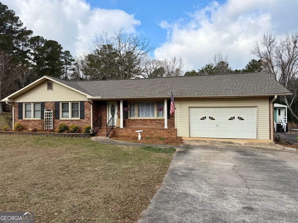 1752 Athens Highway, Elberton, GA 30635
