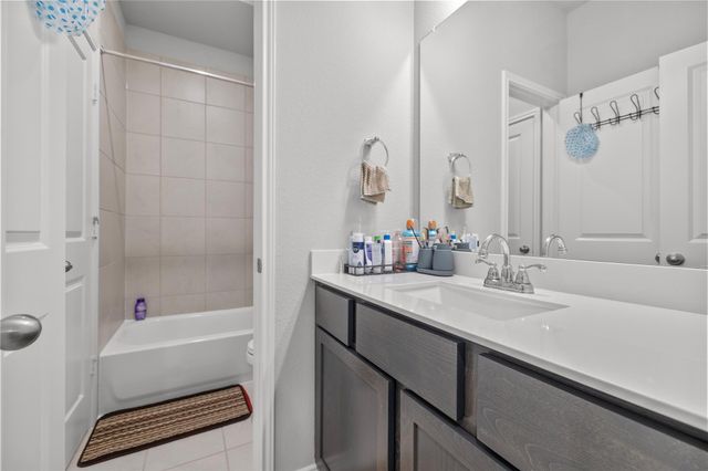 8727 Gleaming Village Way, Richmond, TX 77406