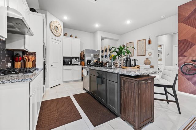 8727 Gleaming Village Way, Richmond, TX 77406