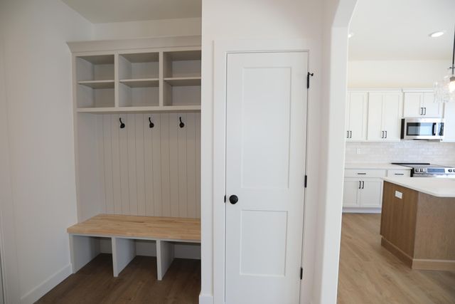 4512 ESTACADA DR, Columbia, MO 65201