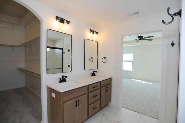 4512 ESTACADA DR, Columbia, MO 65201