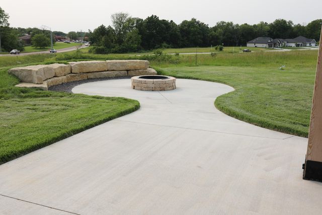 4512 ESTACADA DR, Columbia, MO 65201