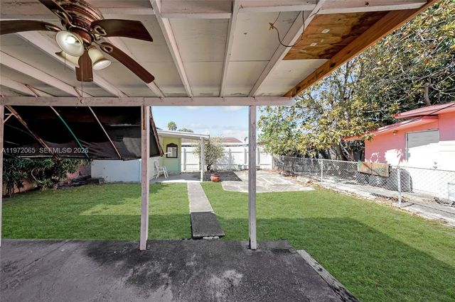 4318 E 8th Ct, Hialeah, FL 33013