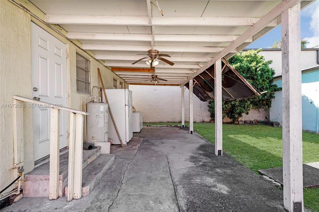 4318 E 8th Ct, Hialeah, FL 33013