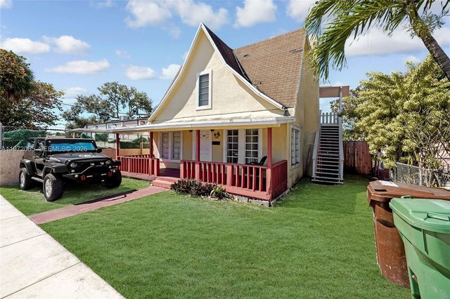 4318 E 8th Ct, Hialeah, FL 33013