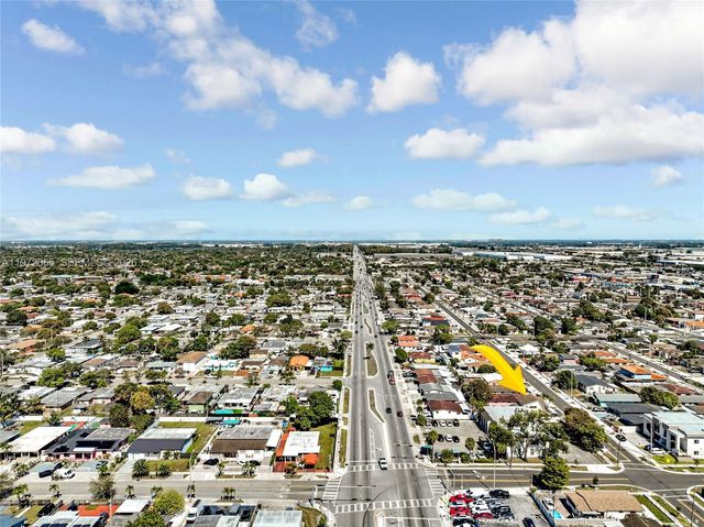 4318 E 8th Ct, Hialeah, FL 33013