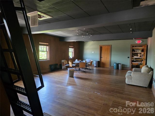 175 Patton Avenue, Asheville, NC 28801