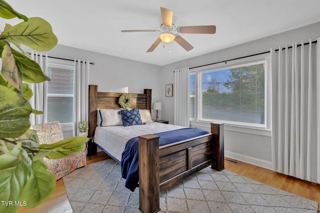 102 Memorial Drive, Bristol, TN 37620