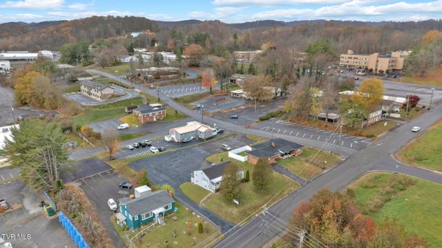 102 Memorial Drive, Bristol, TN 37620