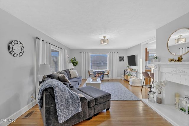 102 Memorial Drive, Bristol, TN 37620