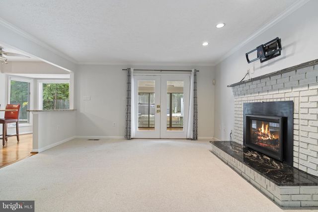 100 ORIOLE LN, La Plata, MD 20646