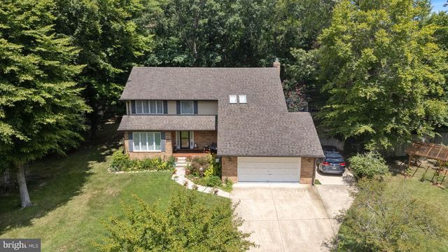 100 ORIOLE LN, La Plata, MD 20646