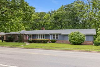 1198 Lisbon Street, Morris, IL 60450