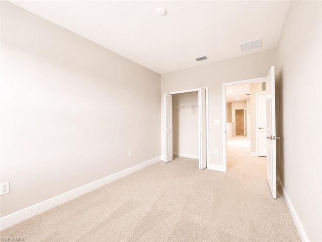 5046 Draco CIR, Other, FL 34120