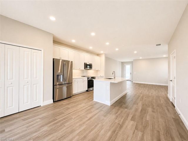 5046 Draco CIR, Other, FL 34120