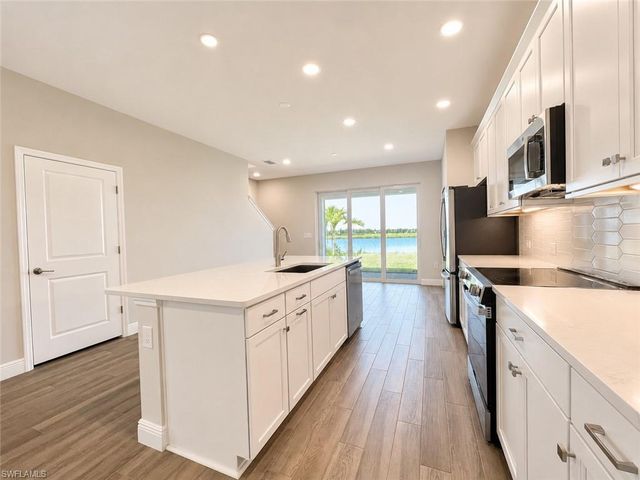5046 Draco CIR, Other, FL 34120