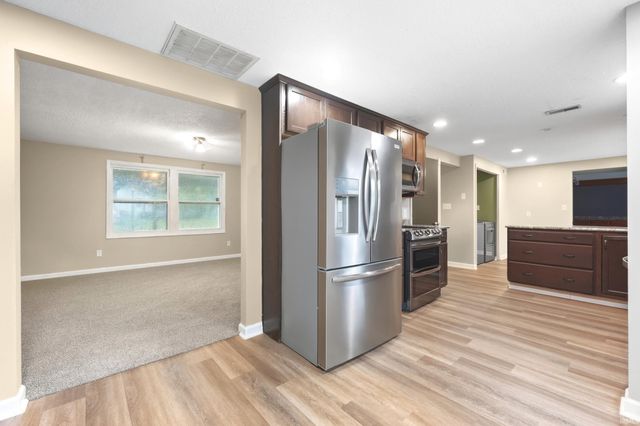 4105 Oakhurst Drive, Fort Wayne, IN 46815