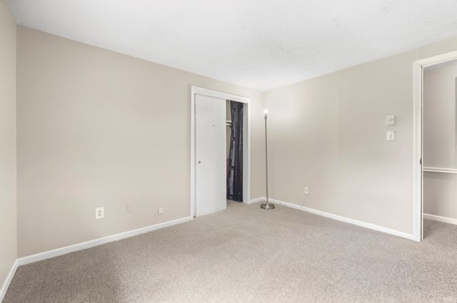 4105 Oakhurst Drive, Fort Wayne, IN 46815