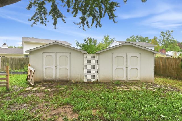 4105 Oakhurst Drive, Fort Wayne, IN 46815