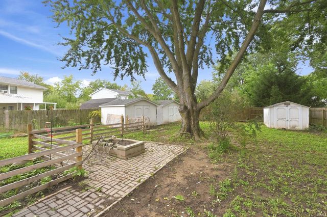 4105 Oakhurst Drive, Fort Wayne, IN 46815
