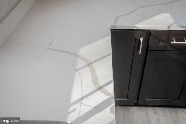 12 ESSEX RD, Grottoes, VA 24441