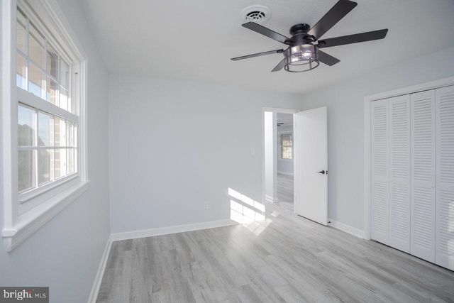 12 ESSEX RD, Grottoes, VA 24441