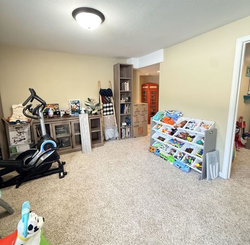 2 Souris Court SE, Minot, ND 58701