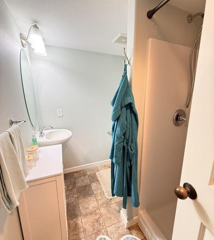 2 Souris Court SE, Minot, ND 58701