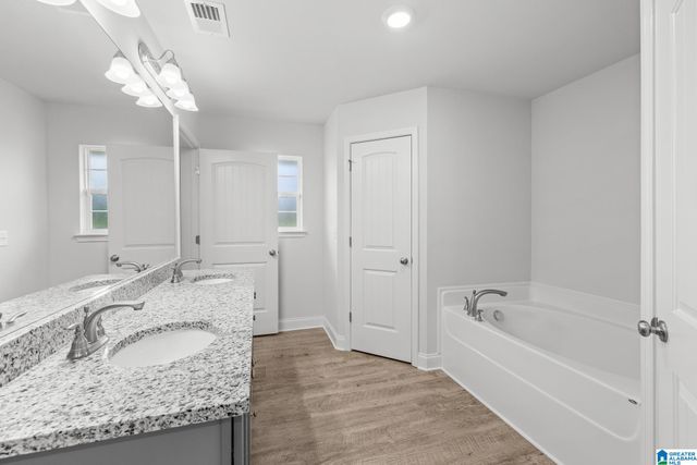 100 PURE LEAF DRIVE, Wilsonville, AL 35186