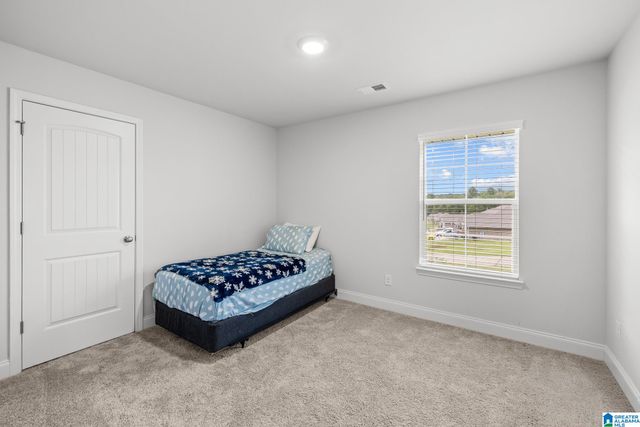 100 PURE LEAF DRIVE, Wilsonville, AL 35186