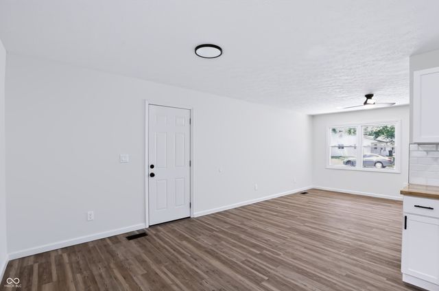 4047 Aspen Way, Indianapolis, IN 46226