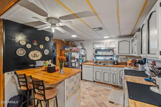 3405 S Tomahawk Road 148, Apache Junction, AZ 85119