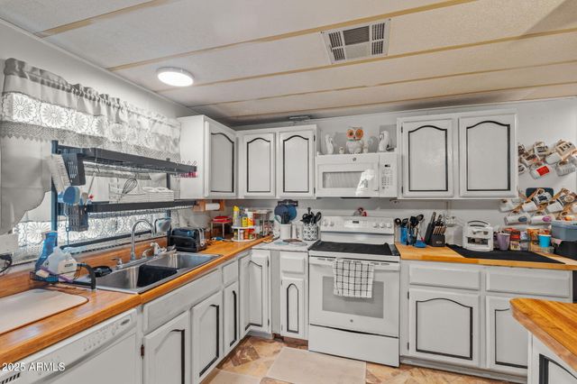 3405 S Tomahawk Road 148, Apache Junction, AZ 85119