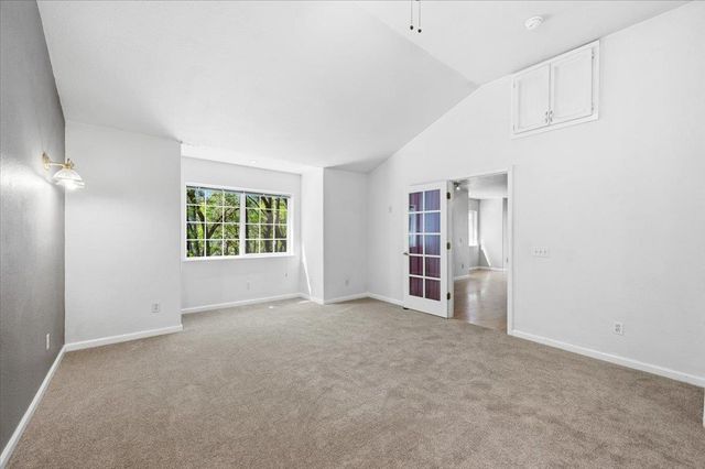 16601 Bristow Ct, Grass Valley, CA 95949