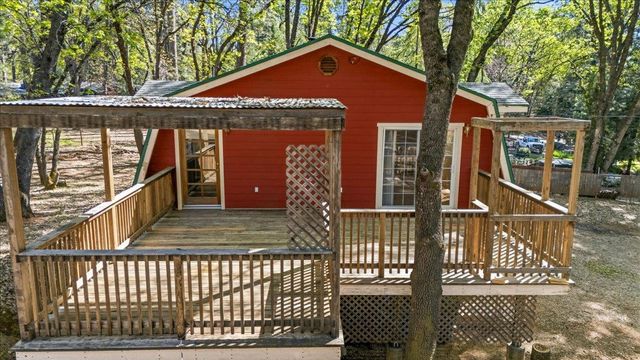 16601 Bristow Ct, Grass Valley, CA 95949