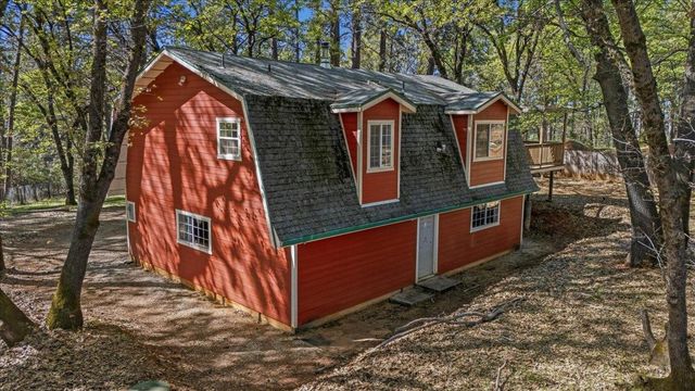 16601 Bristow Ct, Grass Valley, CA 95949