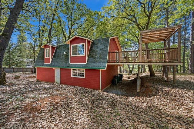 16601 Bristow Ct, Grass Valley, CA 95949