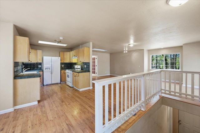 16601 Bristow Ct, Grass Valley, CA 95949