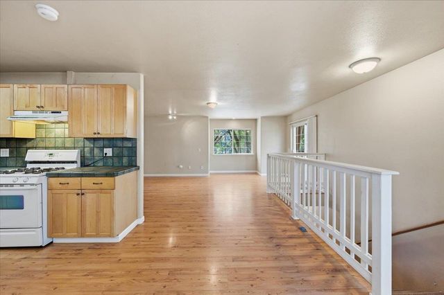 16601 Bristow Ct, Grass Valley, CA 95949